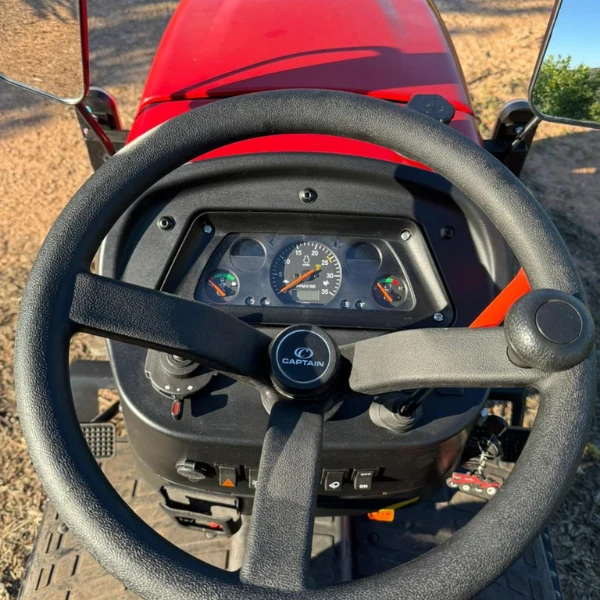 Trator CAPTAIN - 263 4X4