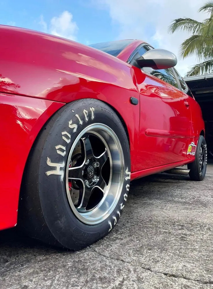 HOOSIER DRAG SLICK 26/09-15