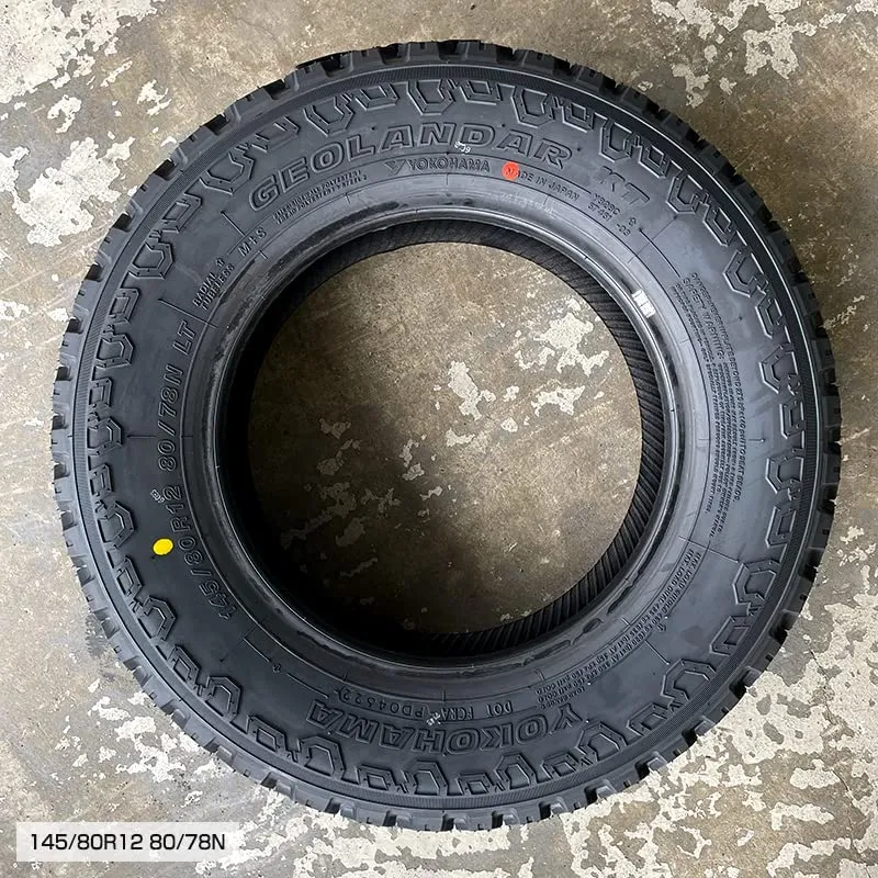 Pneu Yokohama Geolander KT Y828C 145/80R12 80/78N LT M+S All Terrain