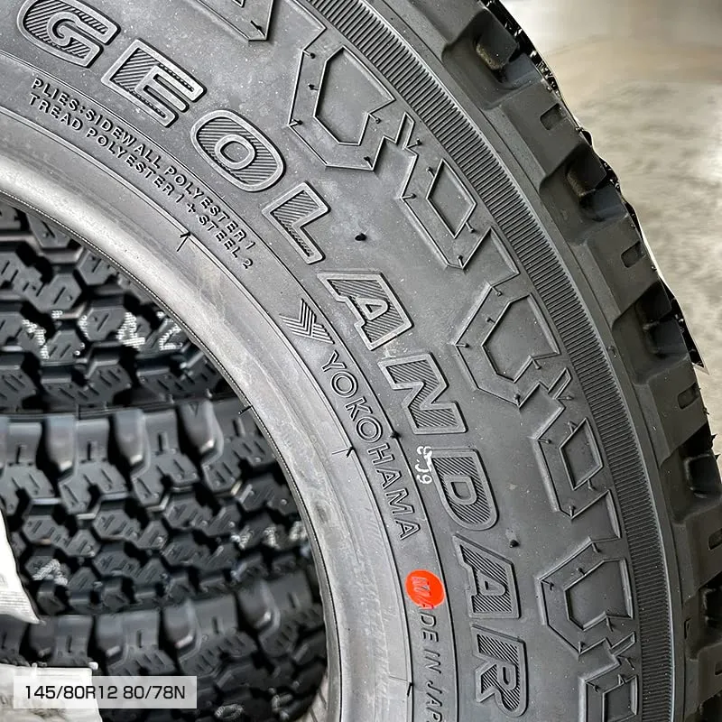 Pneu Yokohama Geolander KT Y828C 145/80R12 80/78N LT M+S All Terrain