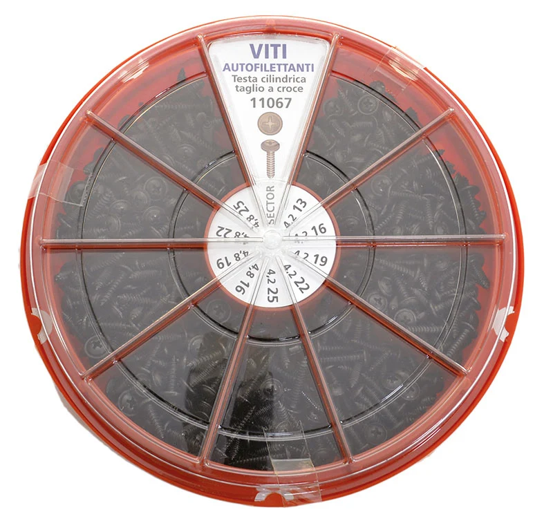 ASSORTIMENTO 450 PEZZI VITI AUTOFILETTANTE ZINCATE NERE Fermec FF11067